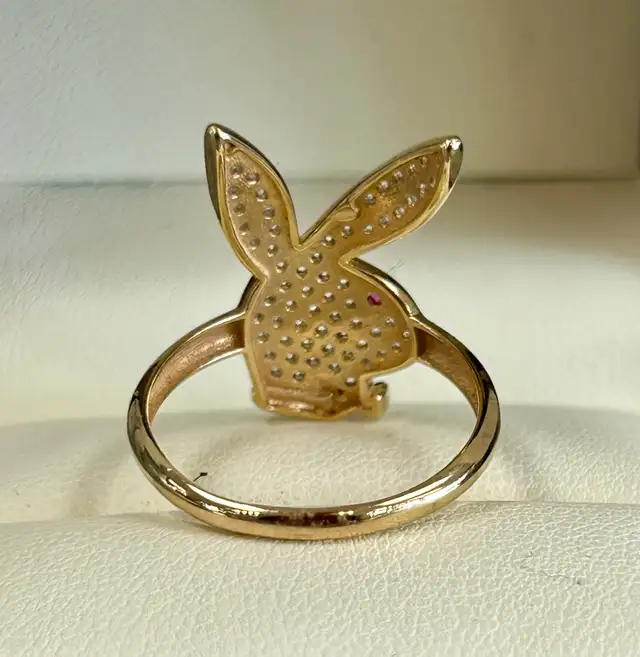 10K Playboy Bunny Ring63240706304515123