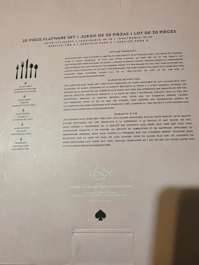 Kate Spade flatware set in Kitchen & Dining Wares in City of Toronto - Image 3