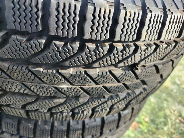 215/ 60/ 16 BFgoodrige  snow tires on rims in Tires & Rims in Kitchener / Waterloo - Image 2