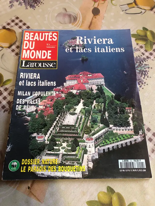 2 revues beauté du monde Larousse,10$ chaque  in Magazines in Longueuil / South Shore - Image 5