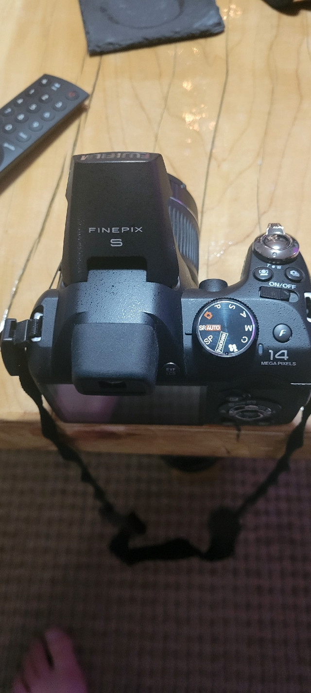 Fujifilm  in Cameras & Camcorders in Barrie