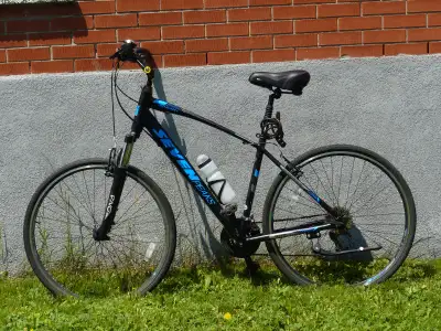 Vélo hybride (homme) à vendre, View more