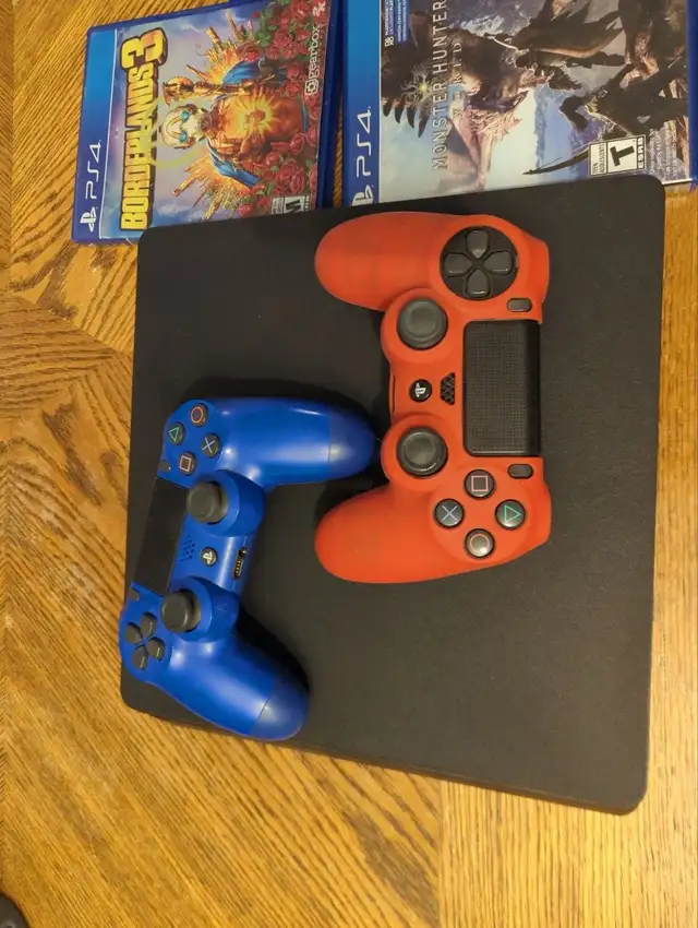 PS4 with controllers and games | Sony Playstation 4 | Winnipeg | Free ...