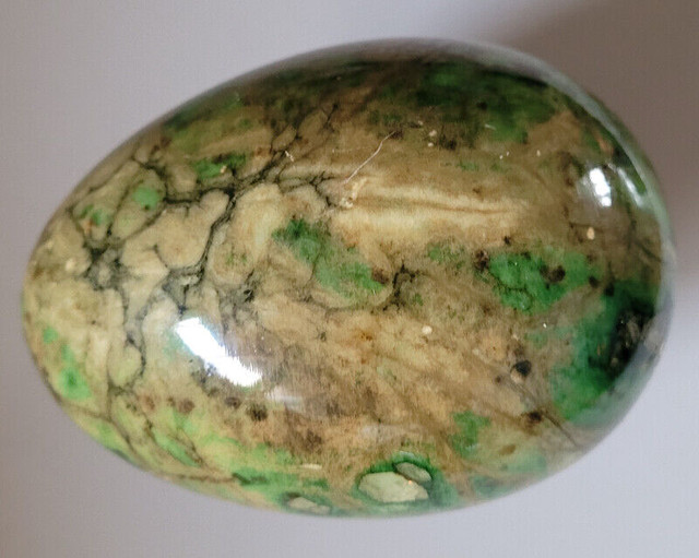 Vintage Large Green & Brown Polished Marble Egg in Arts & Collectibles in Oshawa / Durham Region - Image 2