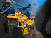 DEWALT 20V MAX Lithium-Ion Cordless Band Saw (Tool-Only)