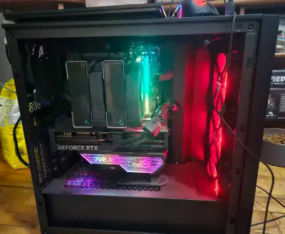 RTX 4070 TI Ryzen 7 7700X 2.5TB gaming PC and monitors., View more