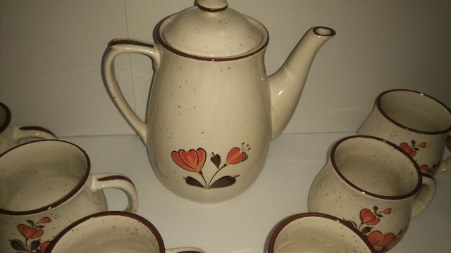 Valencia stoneware 1970s made in Japan teapot and six cups in Kitchen & Dining Wares in Cambridge - Image 3
