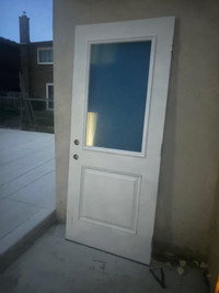 Solid wood new exterior door 
