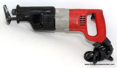 905 525 9448 Please check us out at: thompsonpawnbroker.com Items can be seen and tested Mon. - Sat....