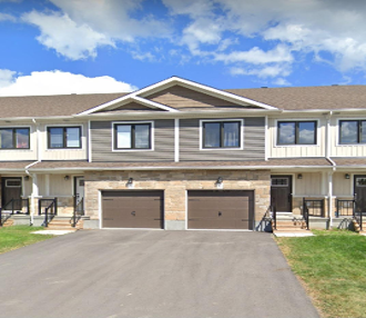 TOWNHOME    FOR   RENT