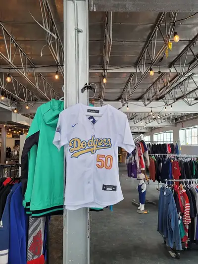 LA Dodgers Mookie Betts Jersey White Gold, View more