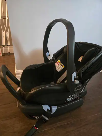 Peg Perego Primo Viaggio 4-35 Infant Car Seat with Base – $150, View more