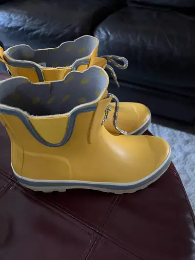 Like new size 8 womens