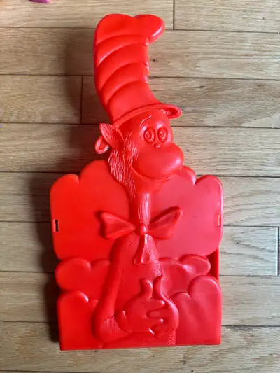 Vintage Dr Seuss plastic book holder, View more