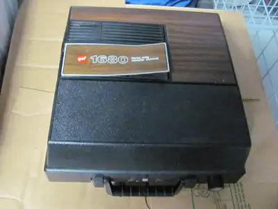 Slide projector with 7 trays, View more