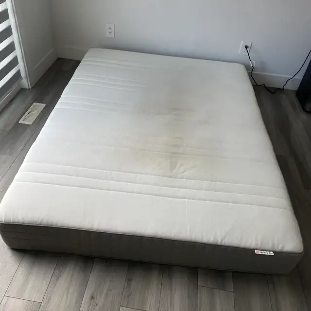 Queen Size Mattress in Beds & Mattresses in Edmonton - Image 8