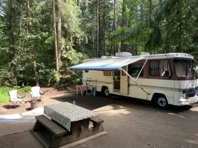 The good; low milage 454 GM, drives nice with good tires. Roof professionly sealed; new propane furn...