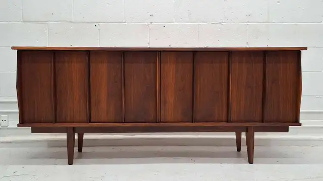 Refinished mid-century modern walnut sideboard (credenza)63005668537603123