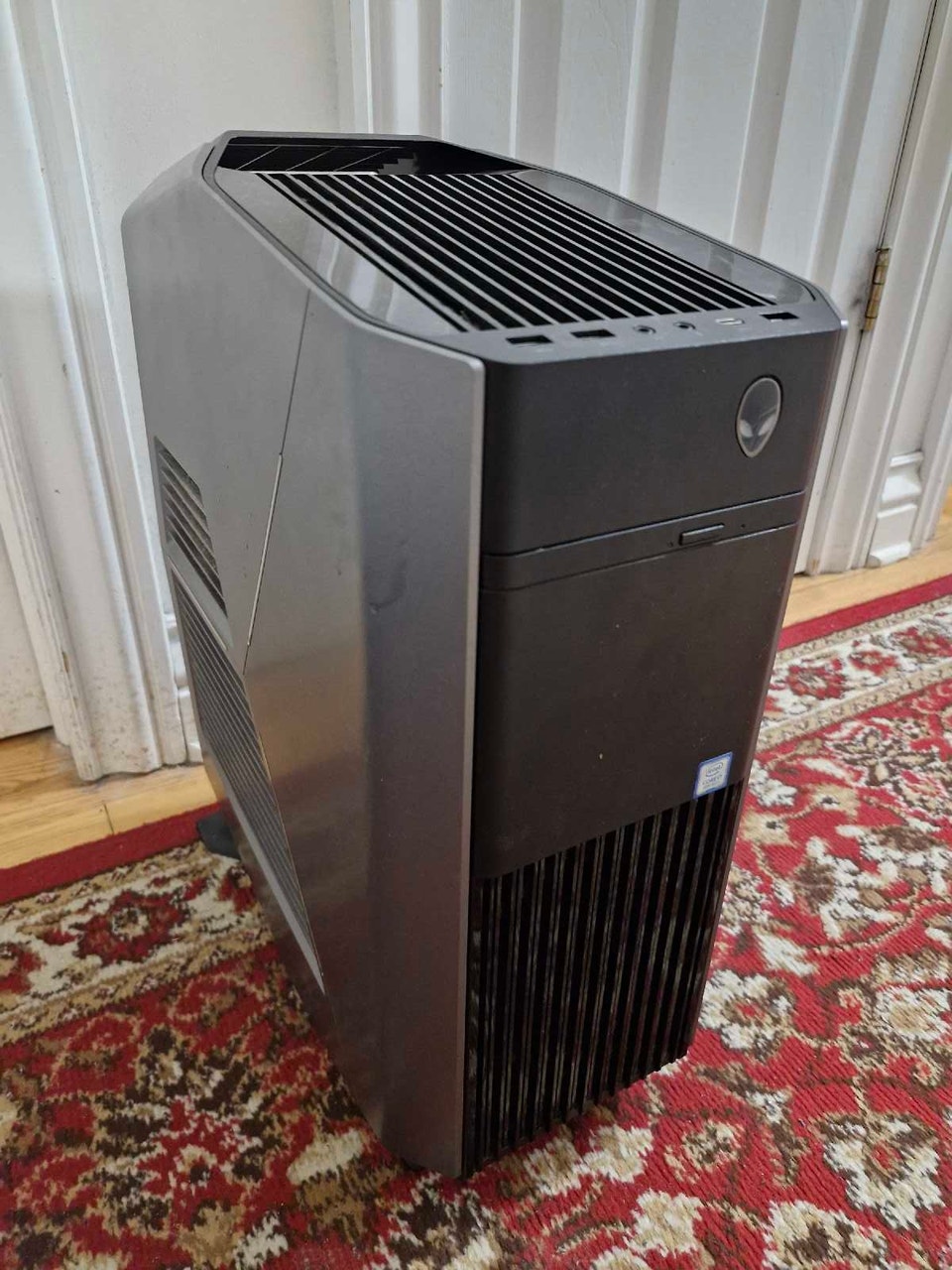 Alienware Aurora R8 Gaming PC for sale | Desktop Computers | City of ...