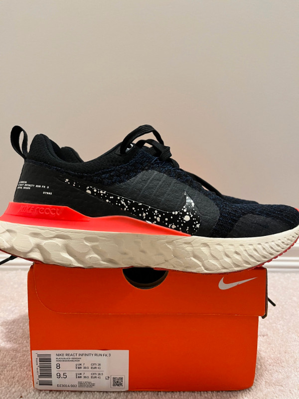 Nike React Infinity Running Shoes in Other in St. Albert - Image 3