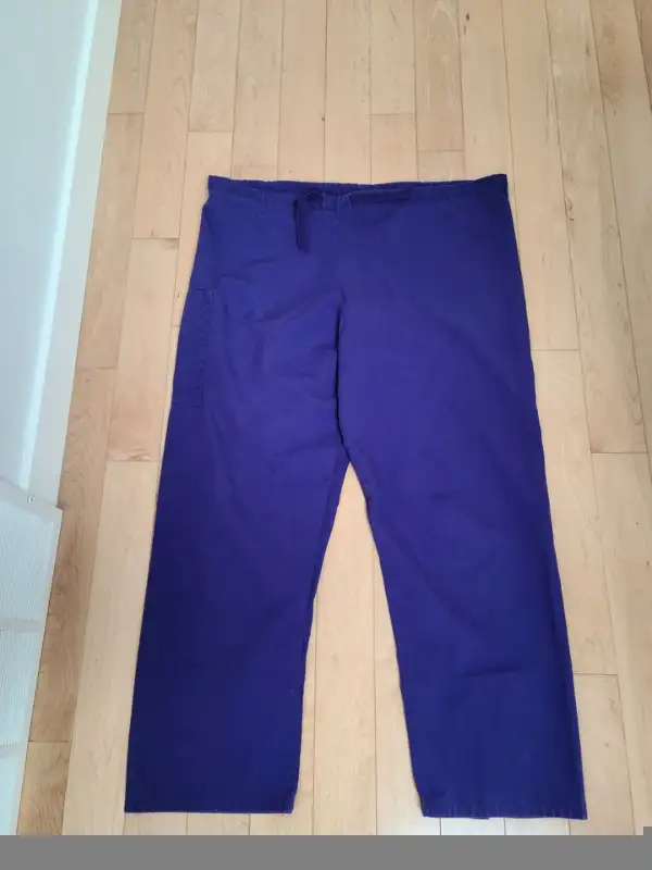 Fundamentals Scrub Pants - Size Medium in Women's - Other in Calgary - Image 3