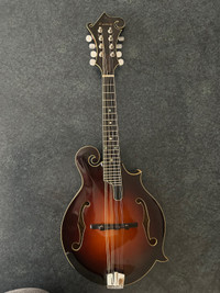 Beautiful rare Eastman 615 f5 Gibson style mandolin/ case