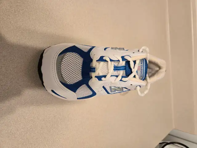 New Balance running shoes (size 8 extra wide) in Women's - Shoes in Ottawa - Image 6