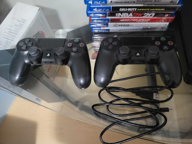 PS4 slim 1tb + extras  in Sony Playstation 4 in Mississauga / Peel Region - Image 3