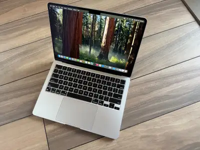 M3 Macbook Air 13.6" 16GB Ram AppleCare+ Til July 2027, View more