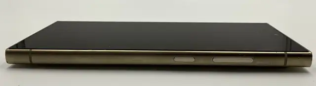 Samsung Galaxy S24 Ultra-256GB-W/ Charger in Cell Phones in North Bay - Image 7