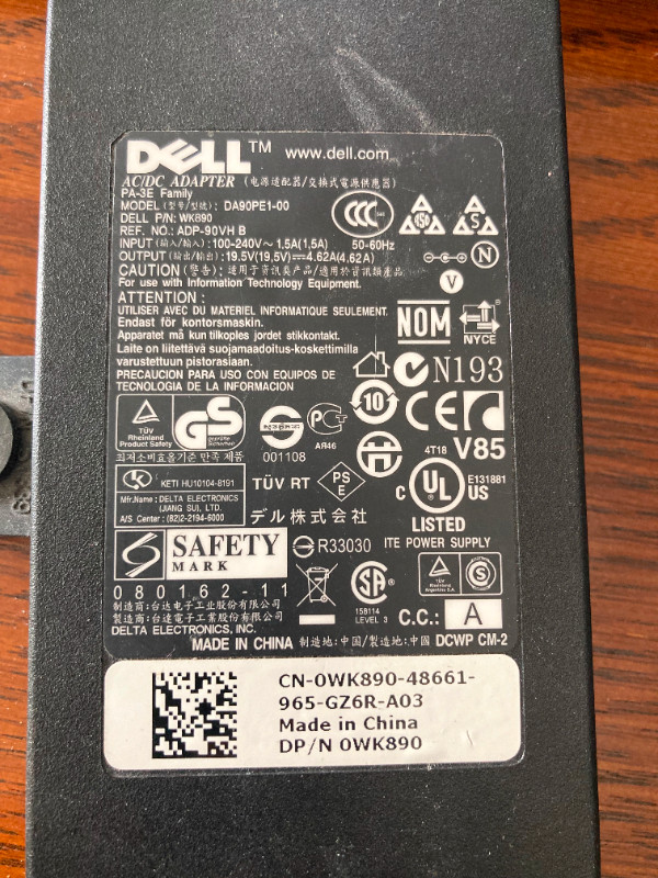 Dell PA-3E family AC/DC adapter in Laptop Accessories in Oakville / Halton Region - Image 2