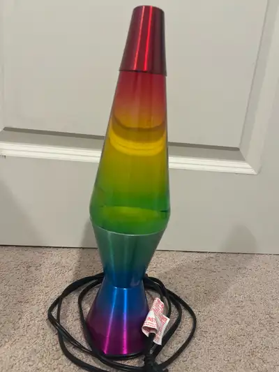 Slightly used lava lamp Great condition Up