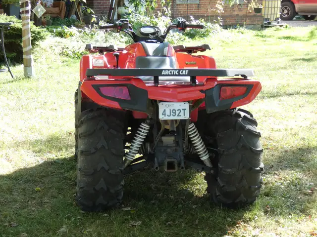 Arctic Cat Alterra 400 ATV 4-wheeler in ATVs in St. Catharines - Image 5