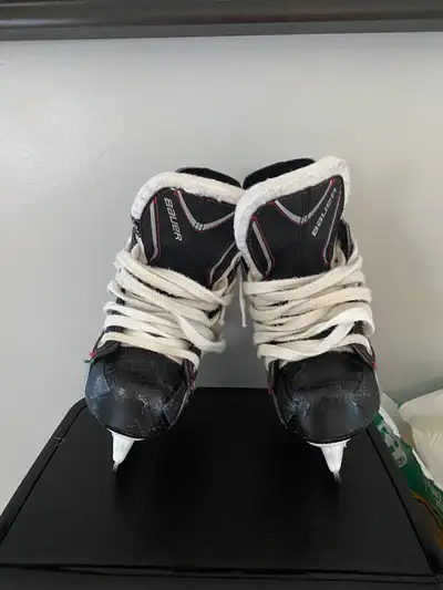 Kids skates size 8, View more