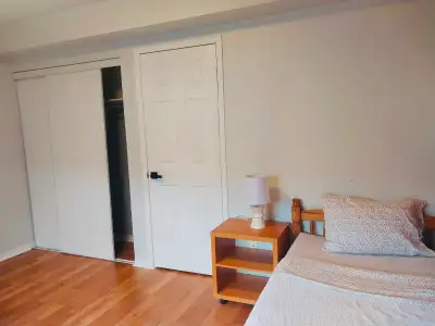 Finished room for a female student or female professional worker bovaird and McLaughlin intersection...