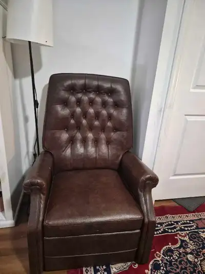 Vintage Brown Recliner (leather), View more