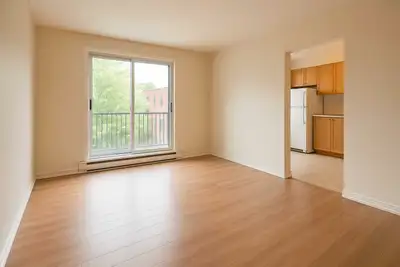 Coloc tranquille recherchée – 650 $, proche métro