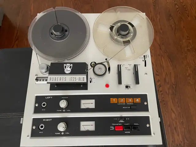 Roberts 1725-8L - ||| Reel to Reel stereo deck in Stereo Systems & Home Theatre in Markham / York Region - Image 3