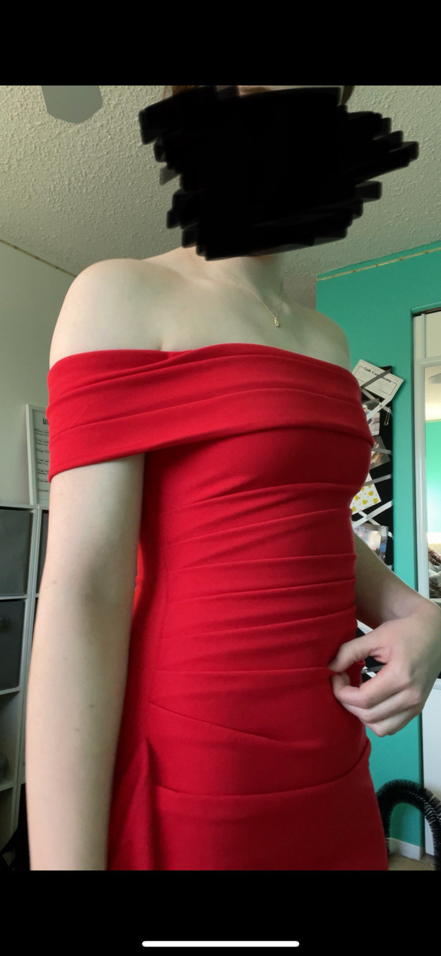 Red Prom Dress in Women's - Dresses & Skirts in St. Catharines - Image 4