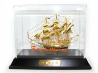 Golden Wealth Ship (SB-32GP) with 20 pieces Mini Gold Ingots