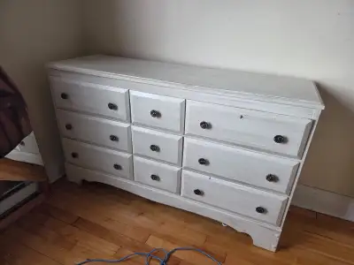 Commode à donner, View more