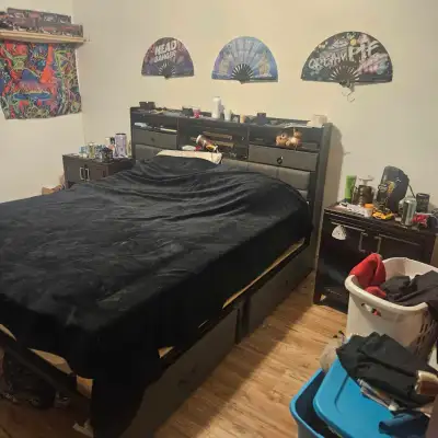 Rooms for rent in a 4 bedroom house. High speed internet and utilities included. Pet friendly.