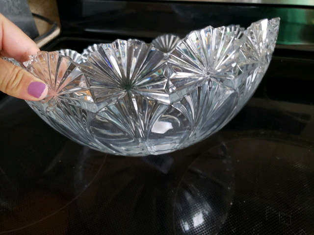 Mikasa crystal bowl new in box in Outdoor Décor in Oakville / Halton Region - Image 3