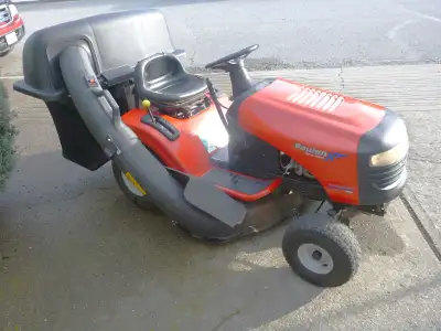Poulan Pro 42 inch 17.5hp riding mower, View more