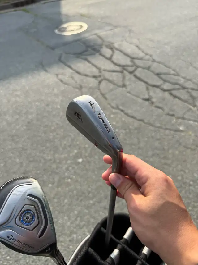 Starter golf club set plus bag! in Golf in Dartmouth - Image 4