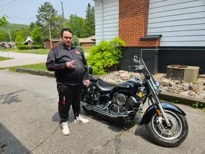 Selling my 2009 Yamaha V star Silverado purchased from True North Motor Sports in North Bay for $5,7...