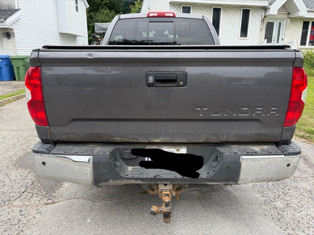 Toyota Tundra SR5 Double Cab 4x4 — photo 2
