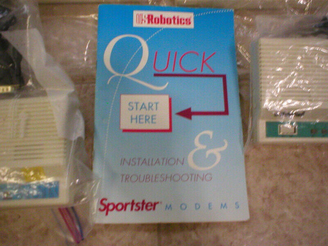 MODEM ANALOGIQUE US ROBOTICS USRX 56 KB ADSL dial-up dialup dans Art et objets de collection  à Longueuil/Rive Sud - Image 2