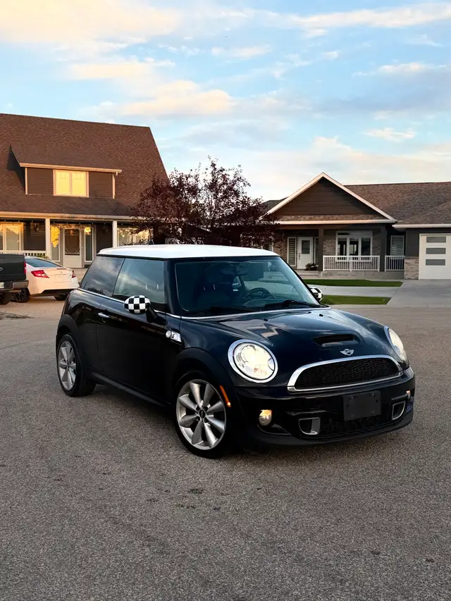 Mini Cooper S571064683667793924