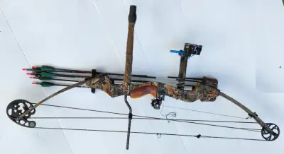 Arc de chasse ou tir à l'arc, avecune seule poulie Alpine One Cam En très bonne condition. Inclus :...